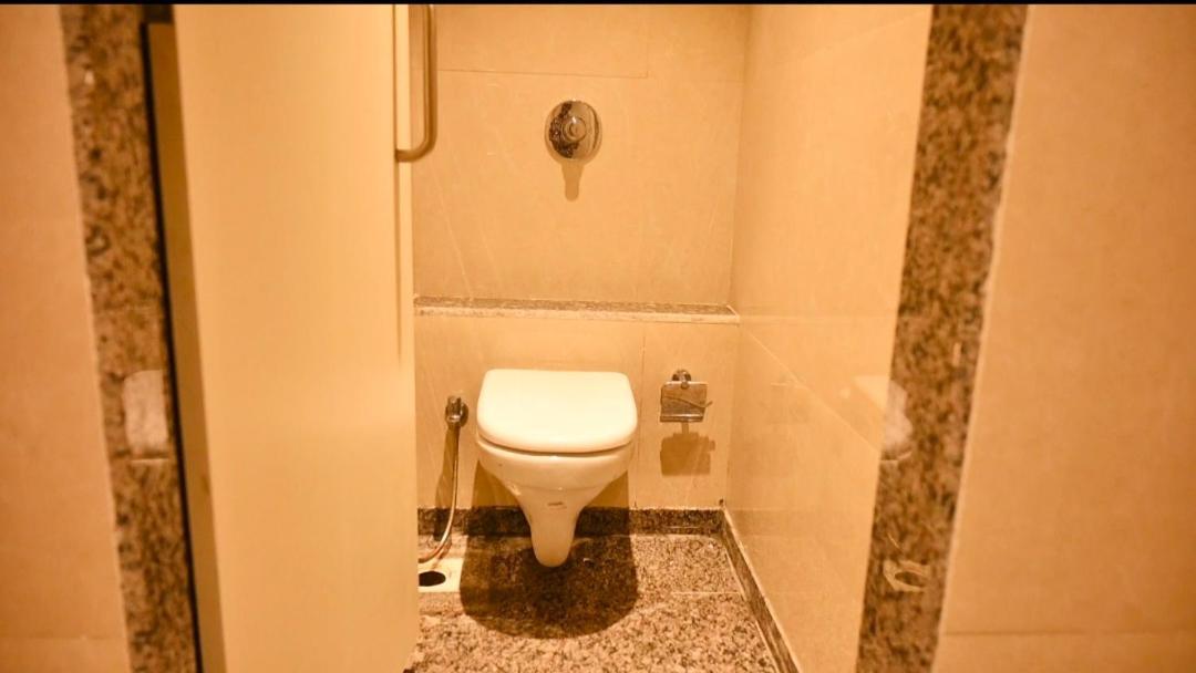 Bed & Bread Dormitory Bharuch Екстер'єр фото